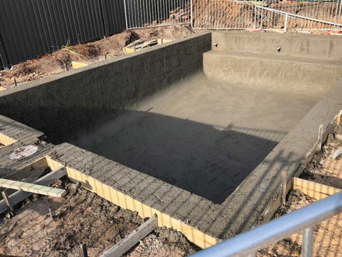 Coastal Modern Builders - conctreting a pool - Gold Coast
